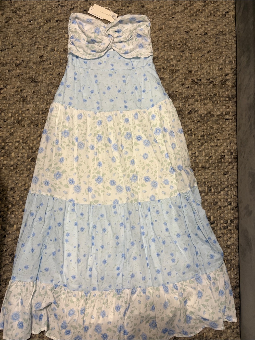 Altered stateStrapless Blue & White Floral Maxi Dress